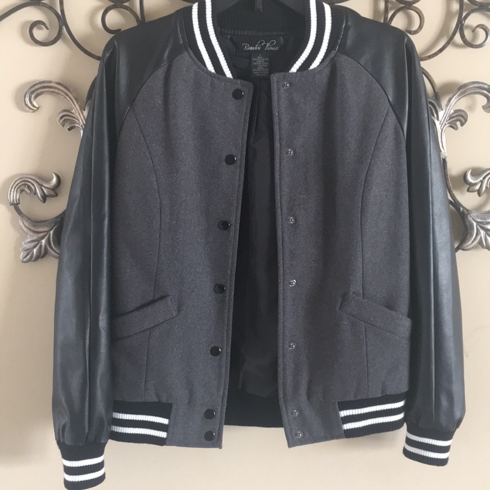 Women’s bomber jacket!